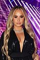 demi lovato goes back to blonde to host peoples choice awards 06