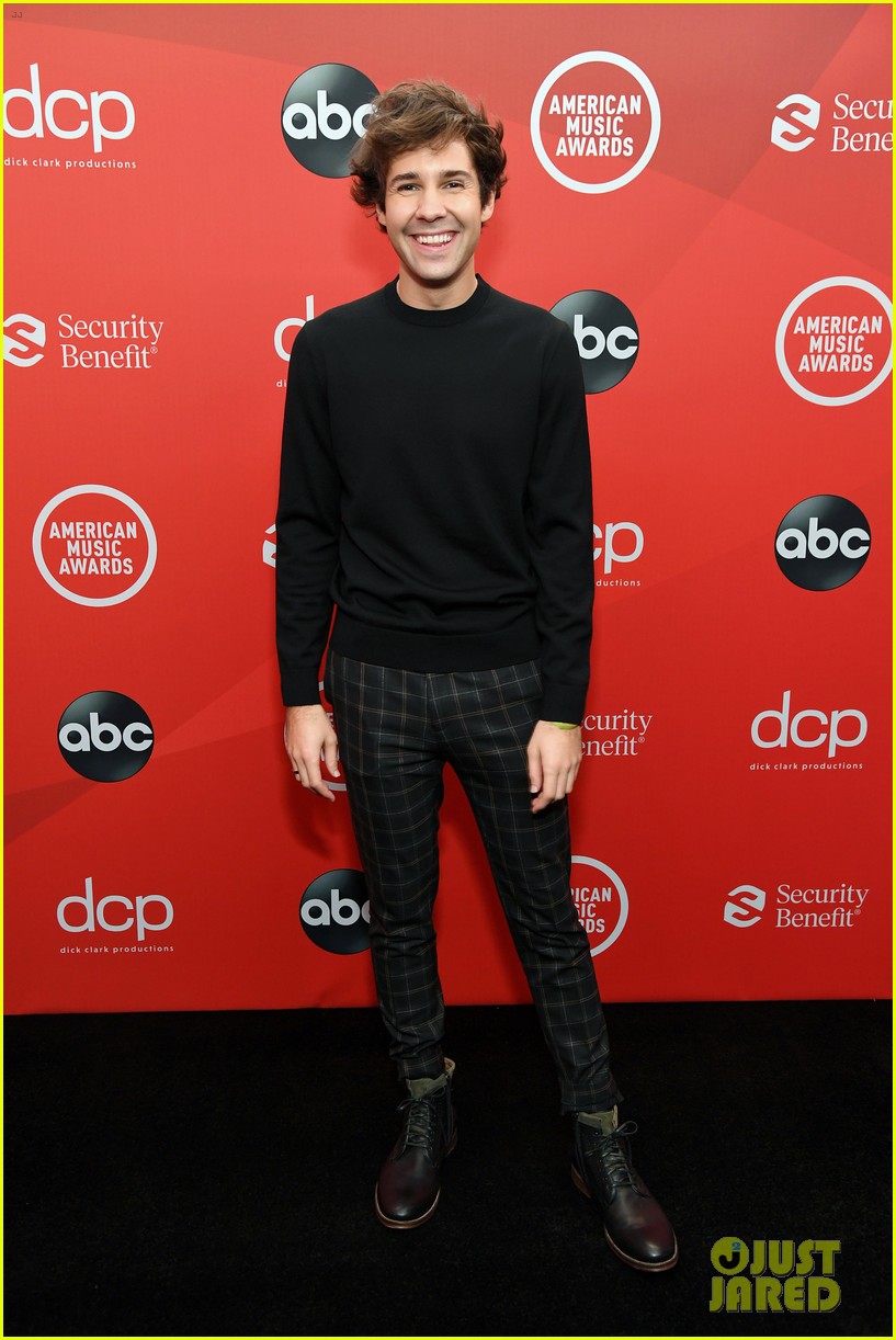 david dobrik derek hough step out for american music awards 02