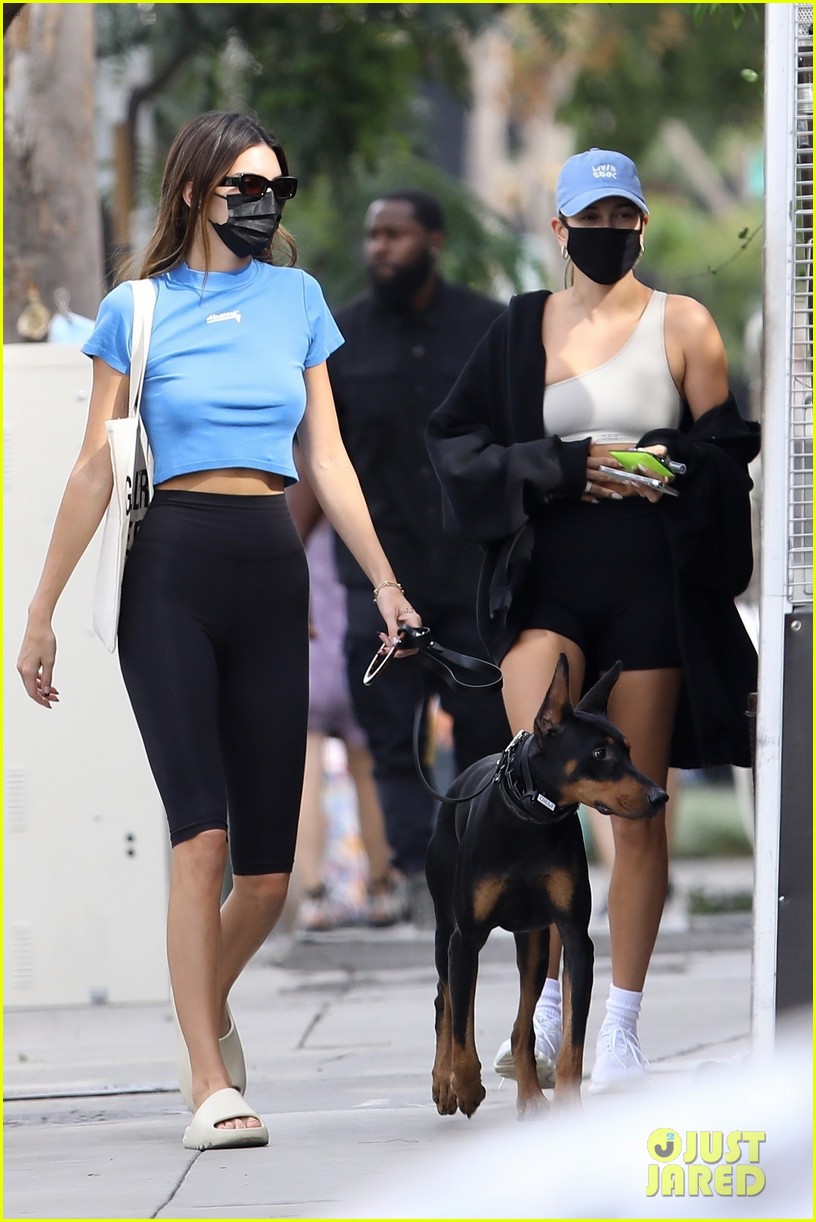 kendall jenner lunch with hailey bieber afterturning 25 01