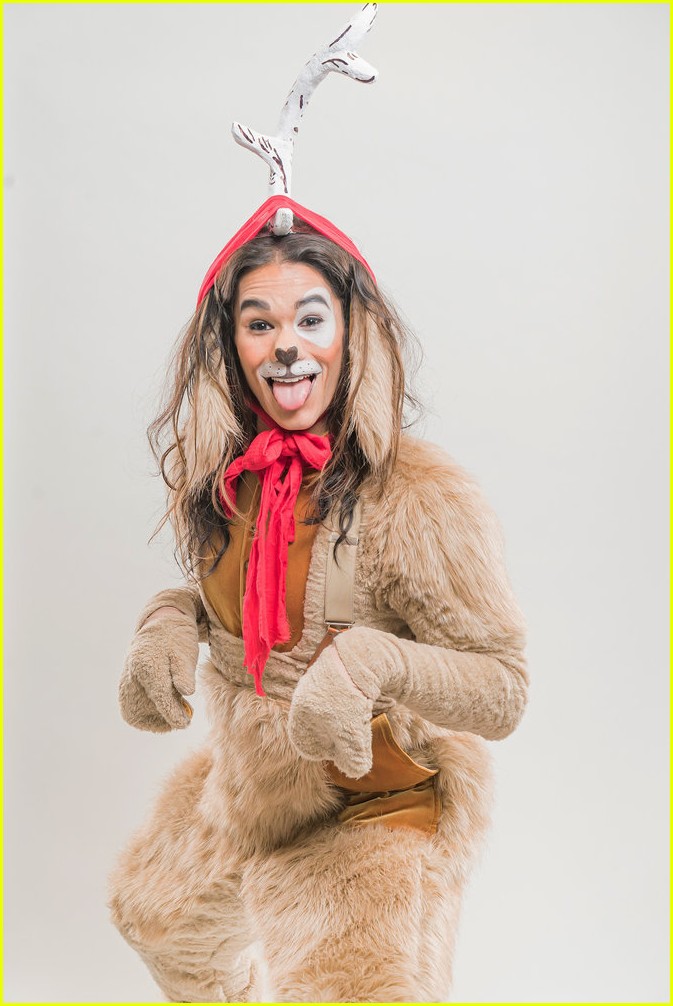 booboo stewart transforms into young max the dog from dr seuss the grinch 11