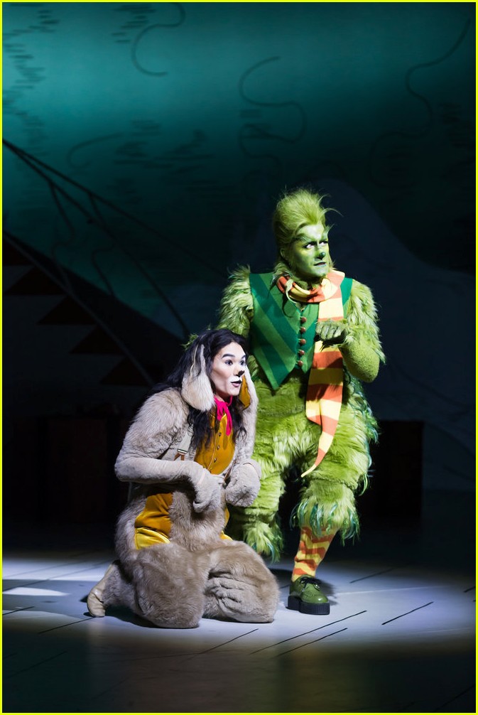 booboo stewart transforms into young max the dog from dr seuss the grinch 15
