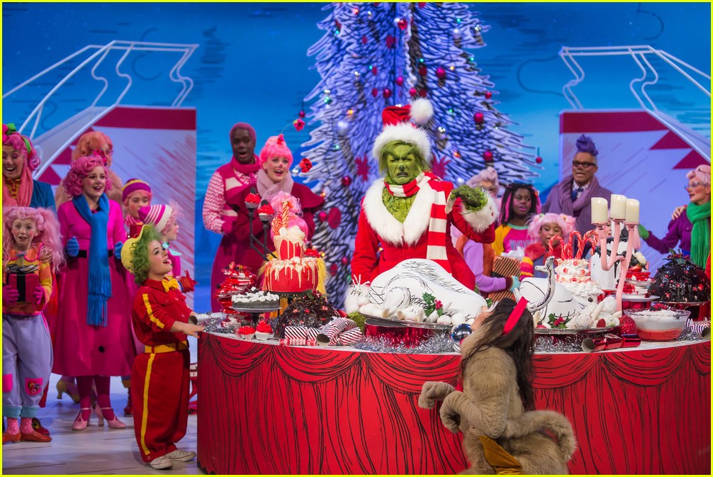 booboo stewart transforms into young max the dog from dr seuss the grinch 30