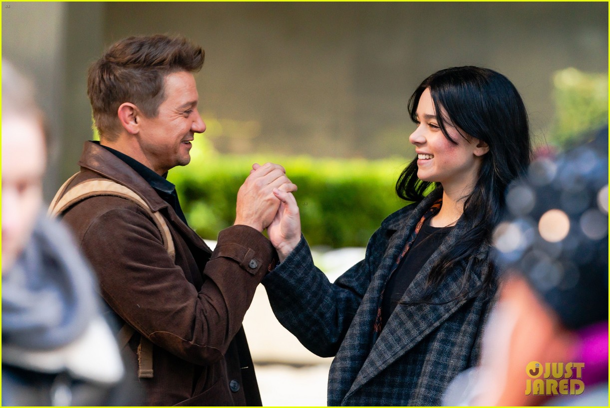 Hailee Steinfeld & Jeremy Renner Are All Smiles During Weekend Filming
