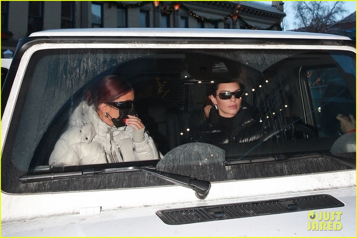 Full Sized Photo of kendall jenner kylie kris shop in aspen 26