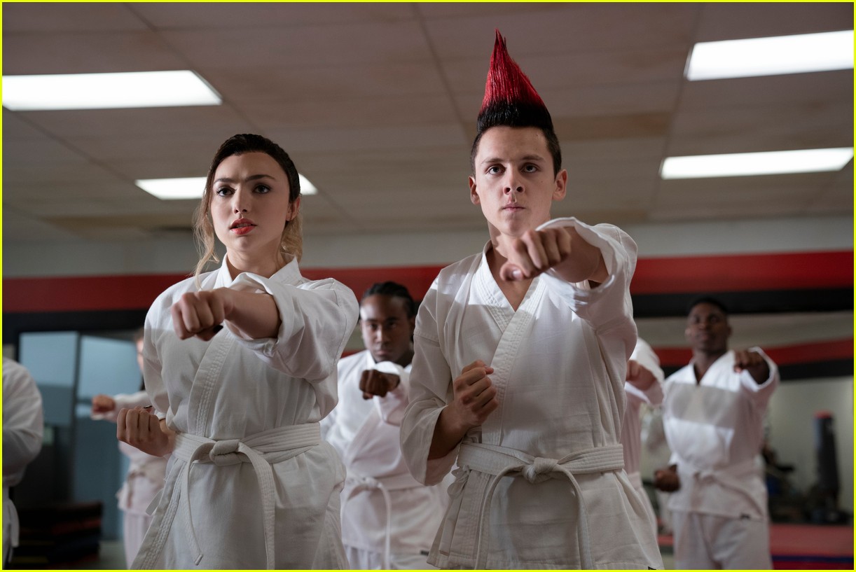 tanner buchanan peyton list more star in cobra kai season 3 photos 01