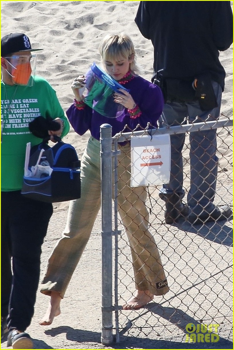 Full Sized Photo of miley cyrus filming new music video at beach 97 ...