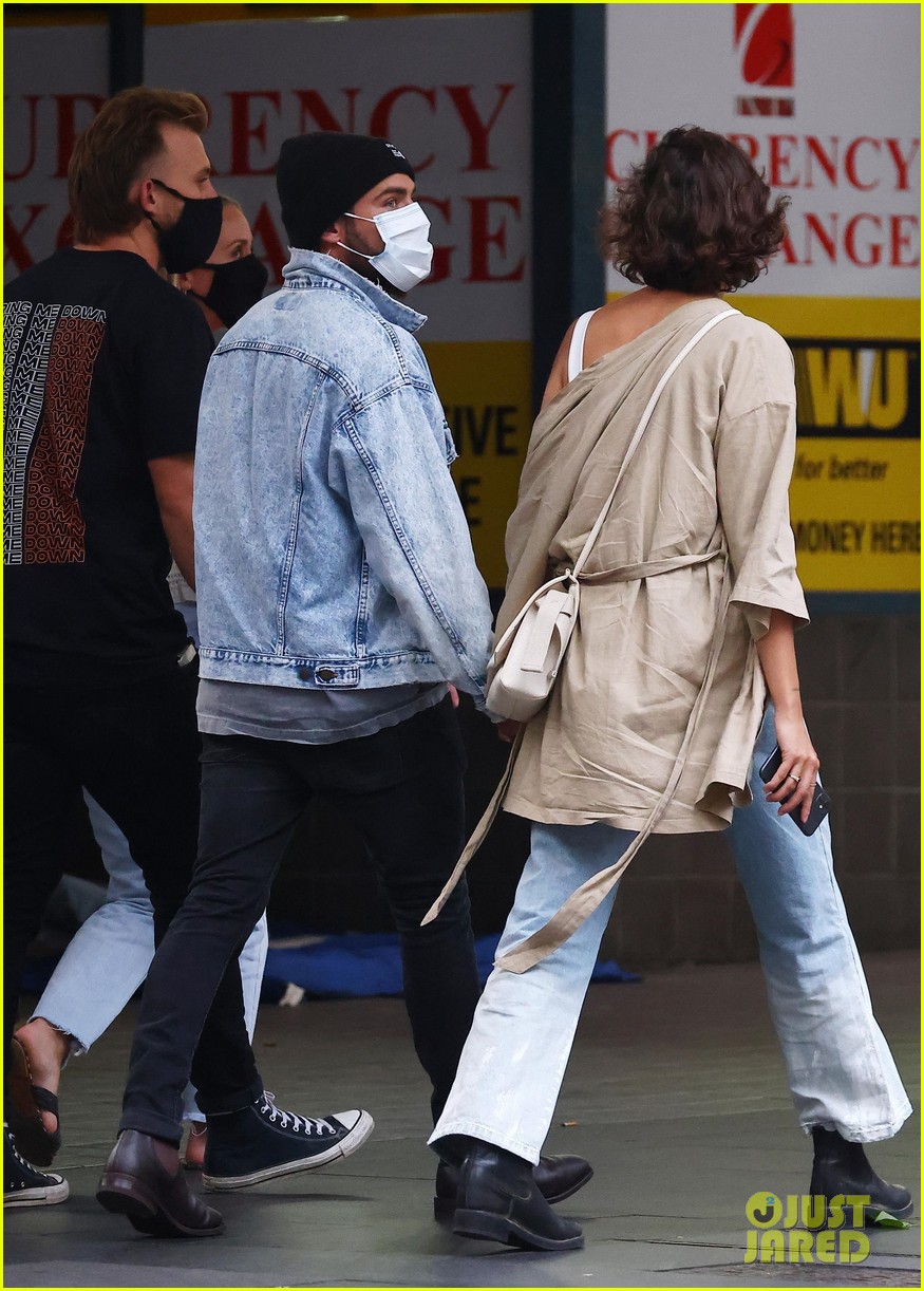 zac efron dinner date with girlfriend vanessa valladares 45