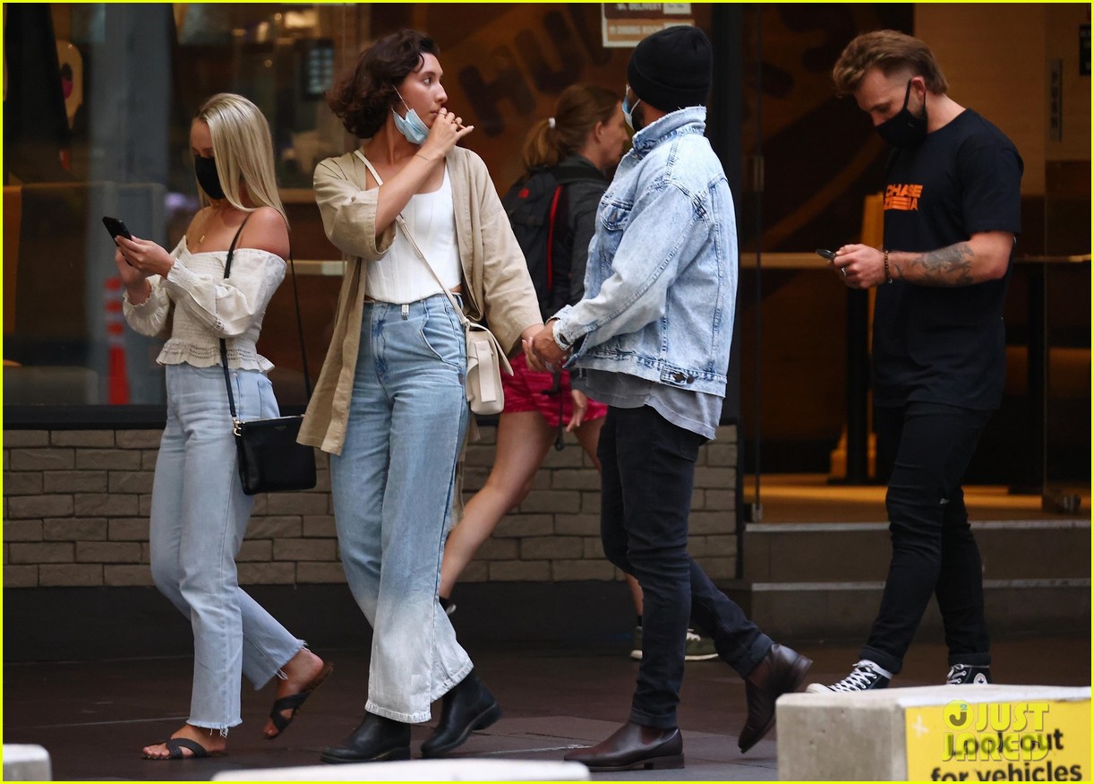 zac efron dinner date with girlfriend vanessa valladares 56