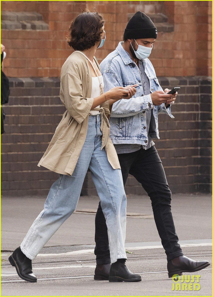 zac efron dinner date with girlfriend vanessa valladares 64