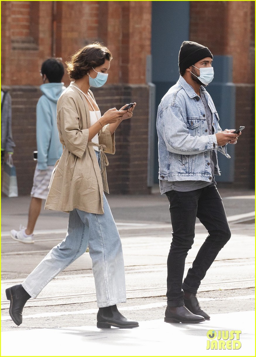 zac efron dinner date with girlfriend vanessa valladares 67