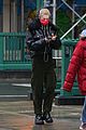 hunter schafer wired headphones 04