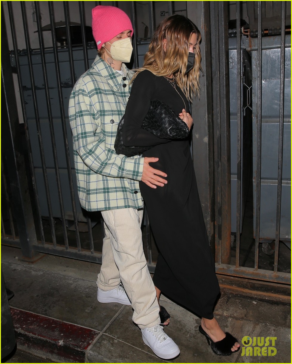 justin bieber hailey bieber pda night out 11