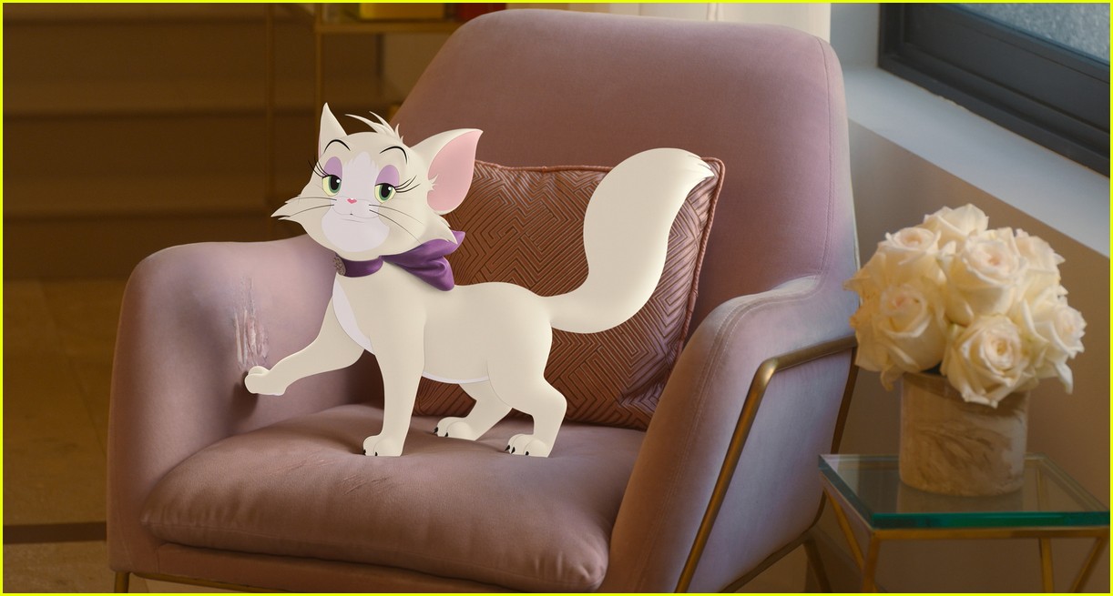 chloe moretz ken jeong more star in new tom and jerry stills 15.