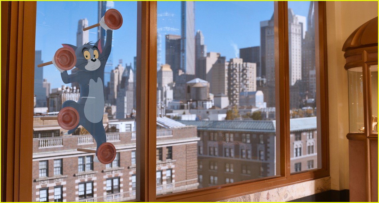 chloe moretz ken jeong more star in new tom and jerry stills 18.