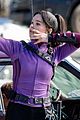 hailee steinfeld takes aim on hawkeye set 04