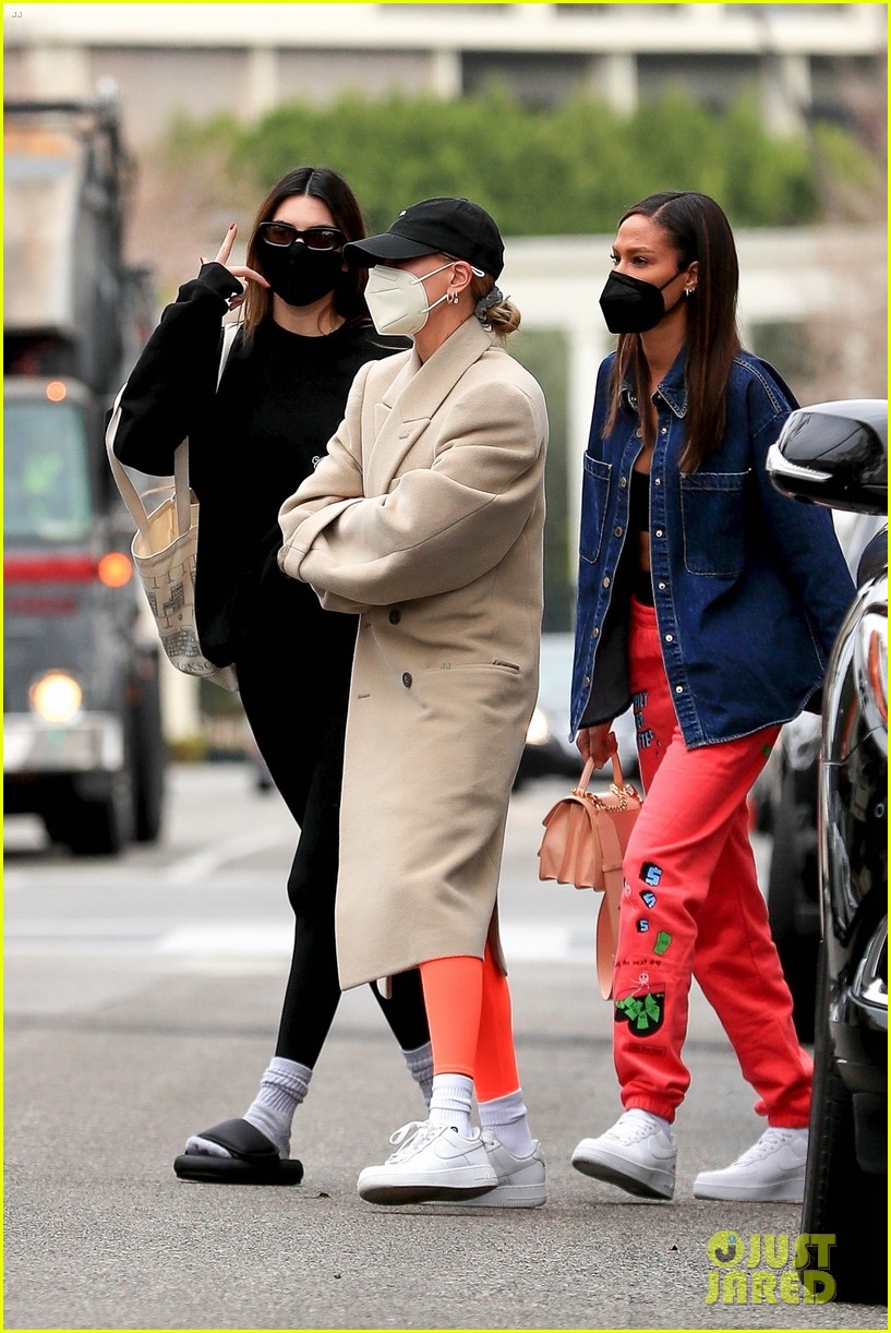 Full Sized Photo of kendall jenner hailey bieber joan smalls lunch