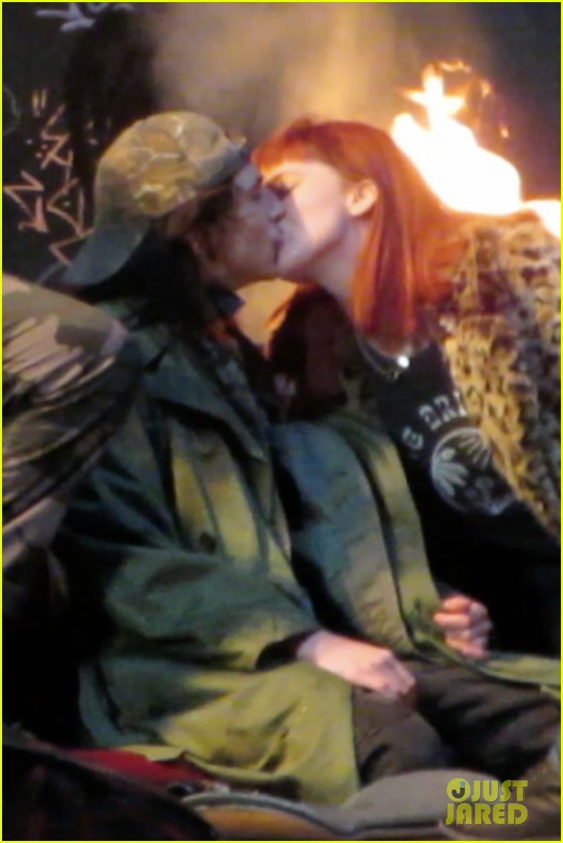 jennifer lawrence makes out with timothee chalamet 06