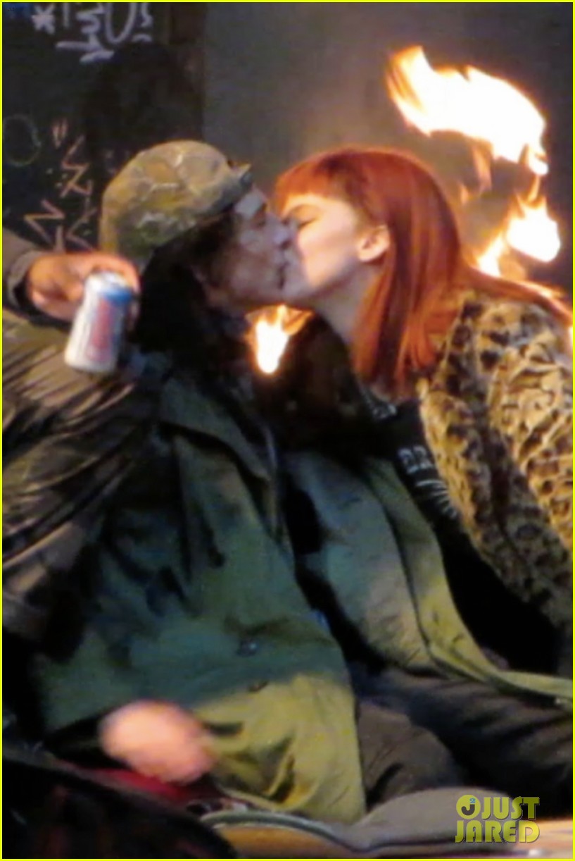 jennifer lawrence makes out with timothee chalamet 07