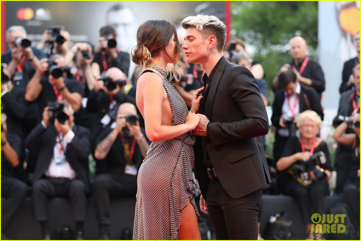bella thorne benjamin mascolo get engaged over the weekend 02