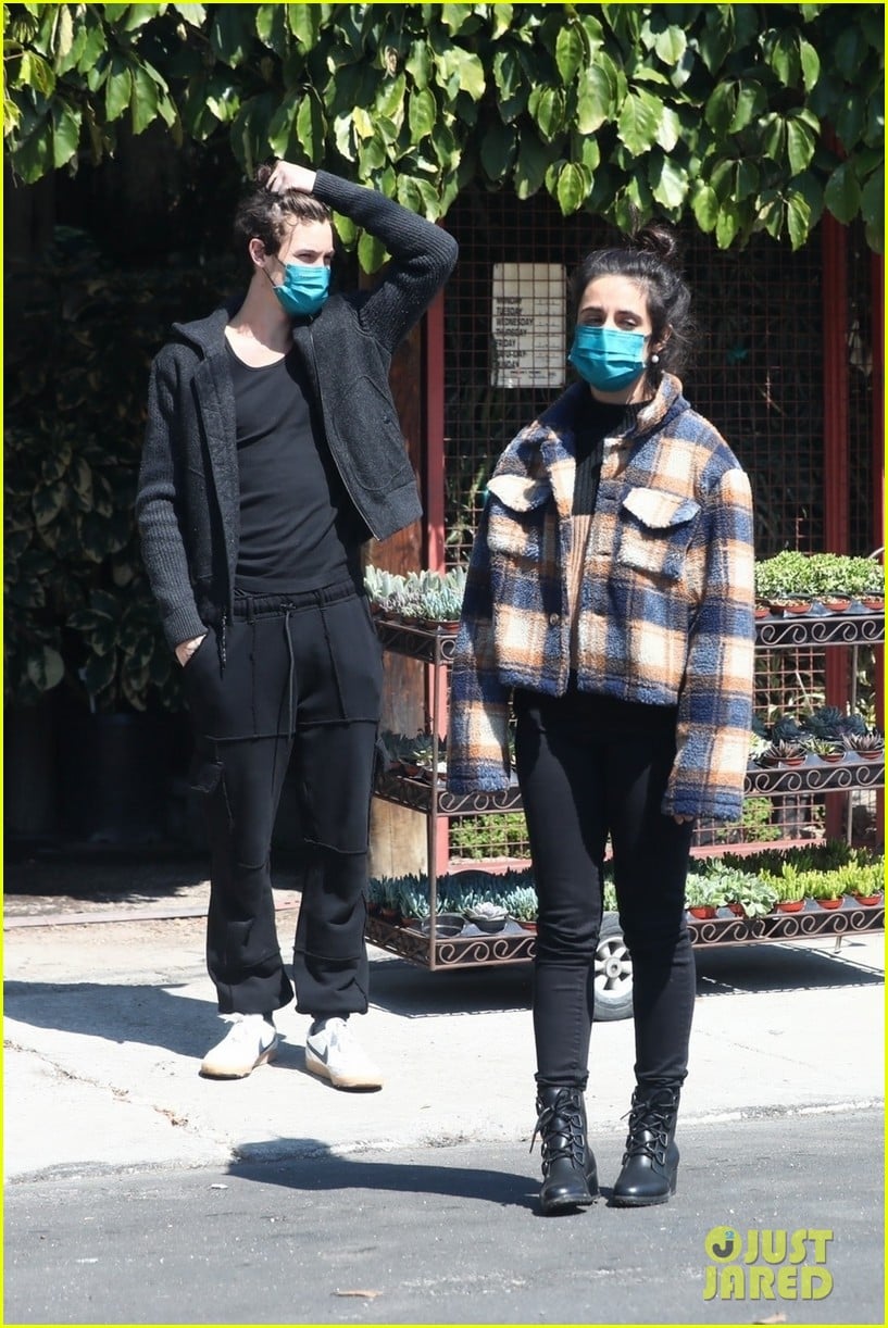 Shawn Mendes Does the Heavy Lifting While Plant Shopping with Camila ...