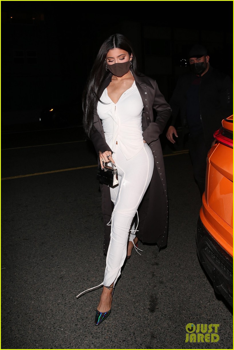 Kylie Jenner Heads Out to Celebrate a Friend’s Birthday in Santa Monica