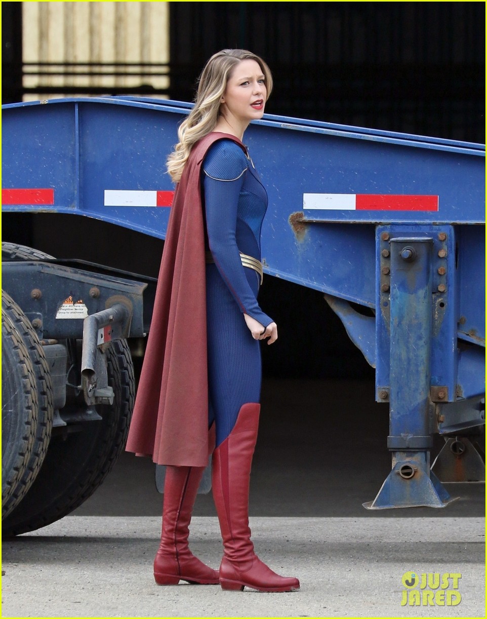 Melissa Benoist Gets To Work On Final Season Of Supergirl First Look Photos Photo 1307312 6470