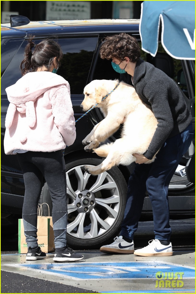 Shawn Mendes & Camila Cabello Take Their Dog To The Groomers Together