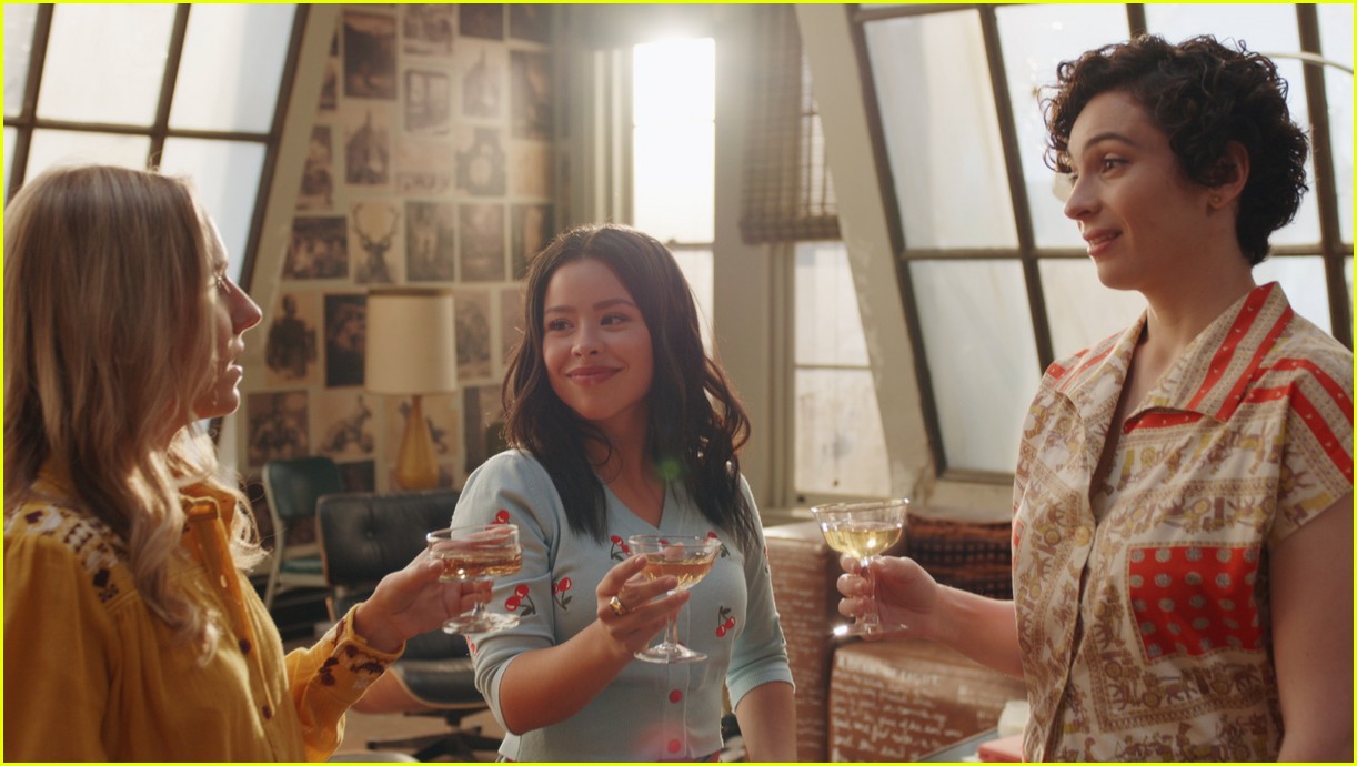 good trouble adds catherine haena kim craig parker to season 3 cast 19