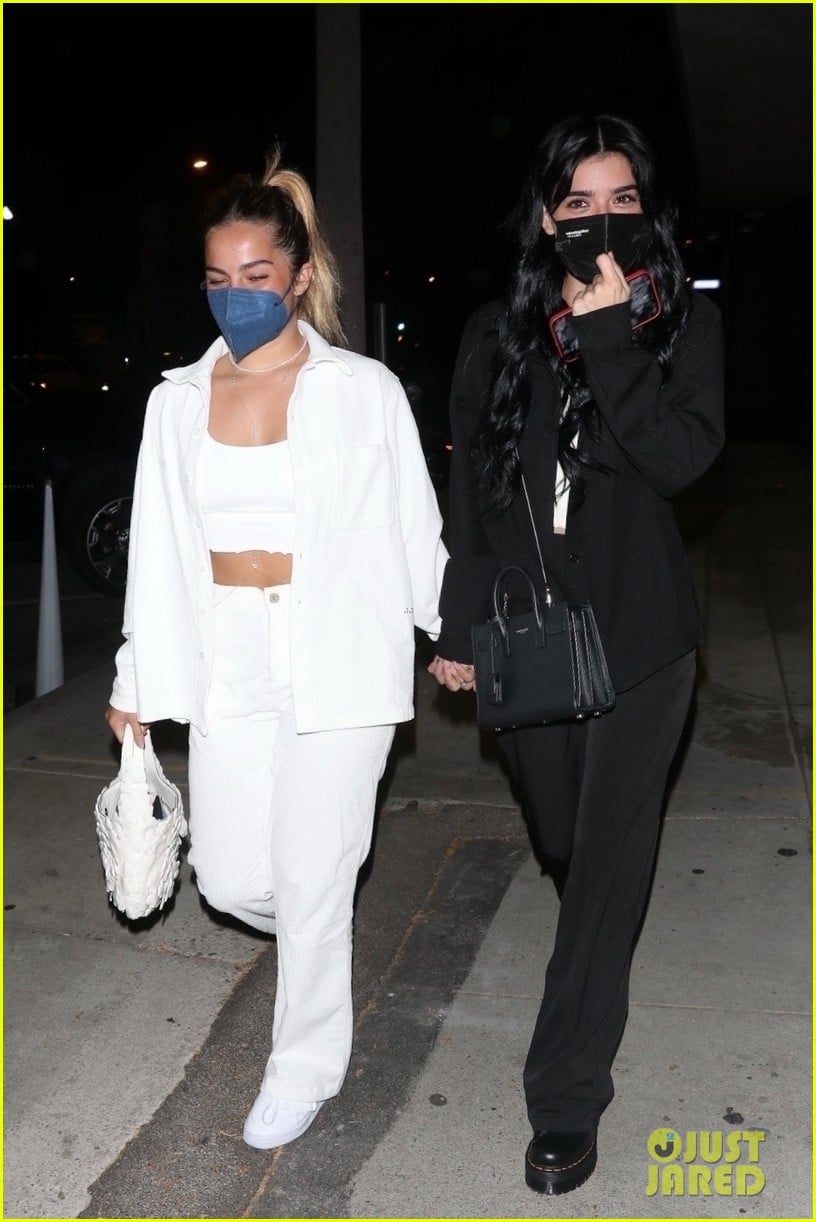 addison rae holds hands with dixie damelio after returning from hawaiian vacation 05