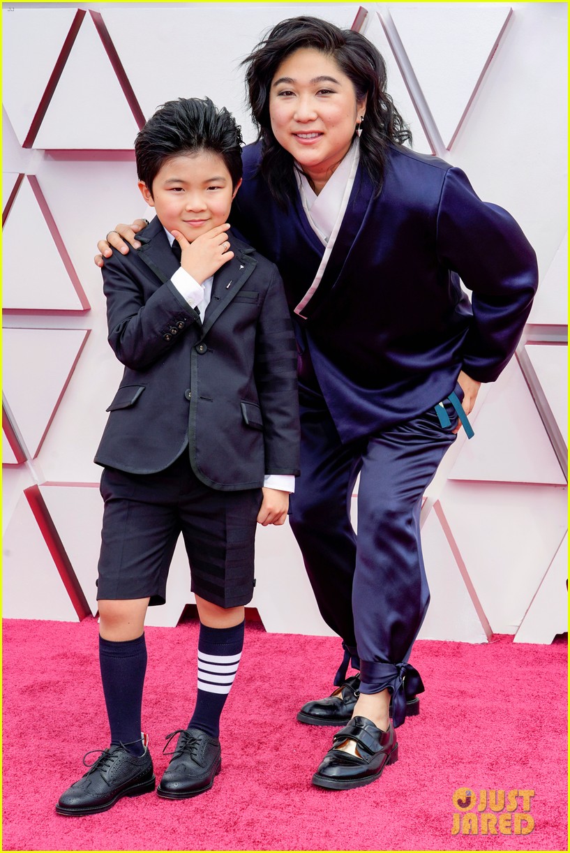 minaris alan kim attends did this normal thing before attending his first ever oscars 02
