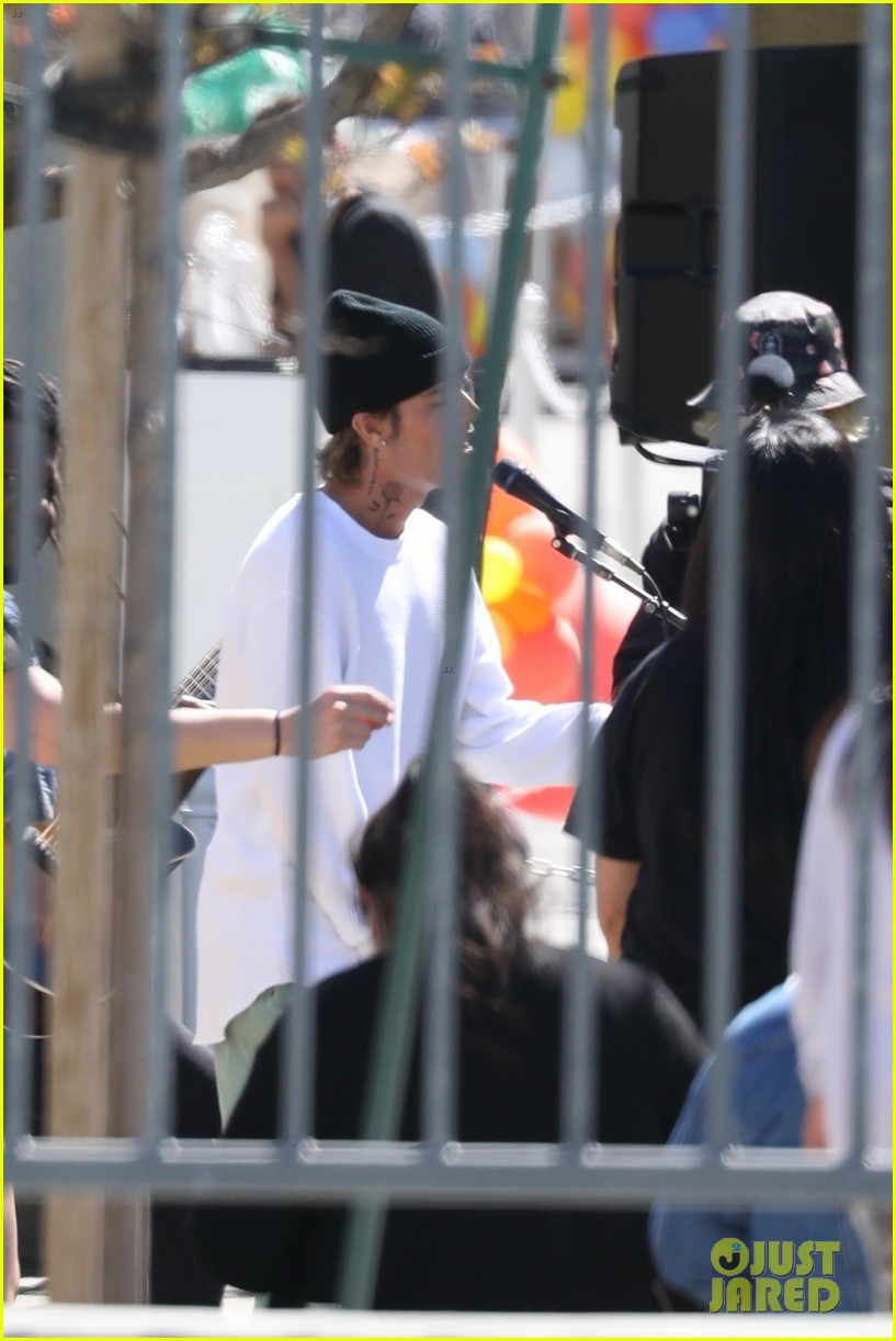 justin bieber performs at school after night out with hailey bieber 52