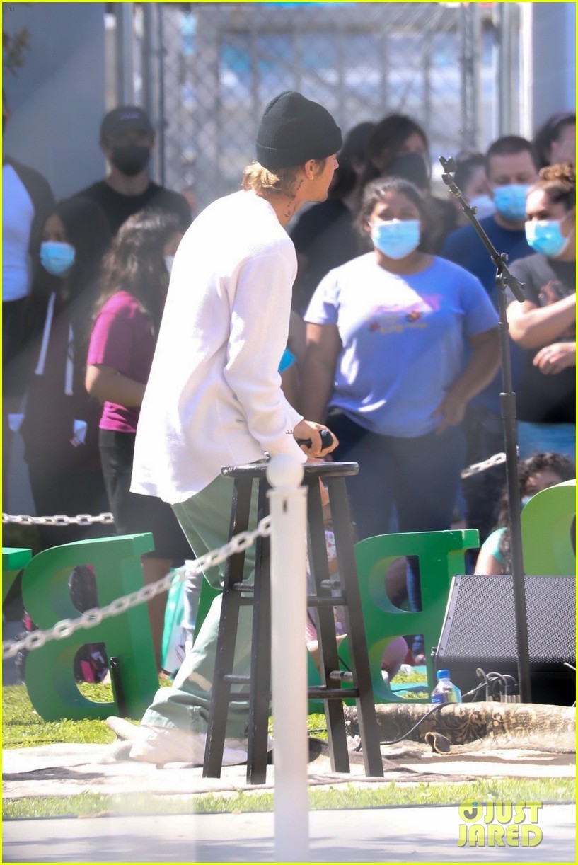 justin bieber performs at school after night out with hailey bieber 88