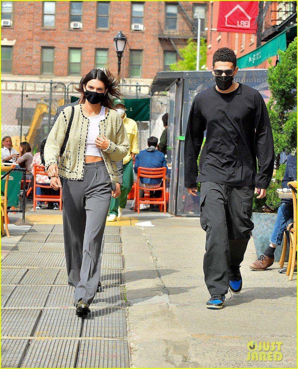 kendall jenner devin book couple up for lunch date 07