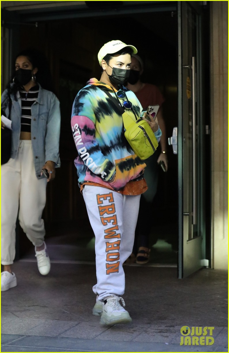 Demi Lovato Sports a Colorful & Cozy Outfit During Her Afternoon Outing