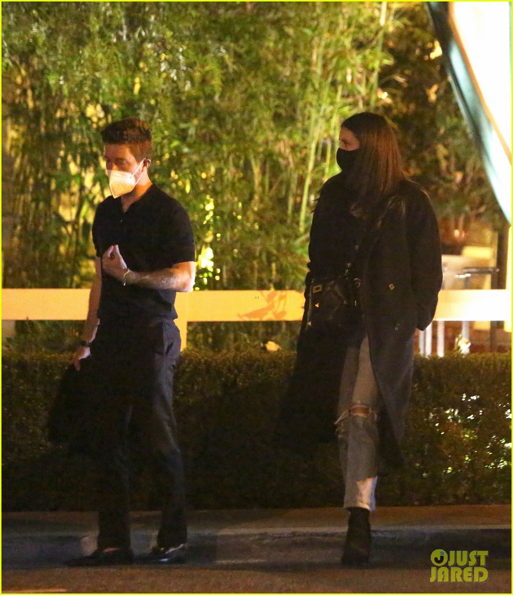 nina dobrev shaun white miles teller double date 04