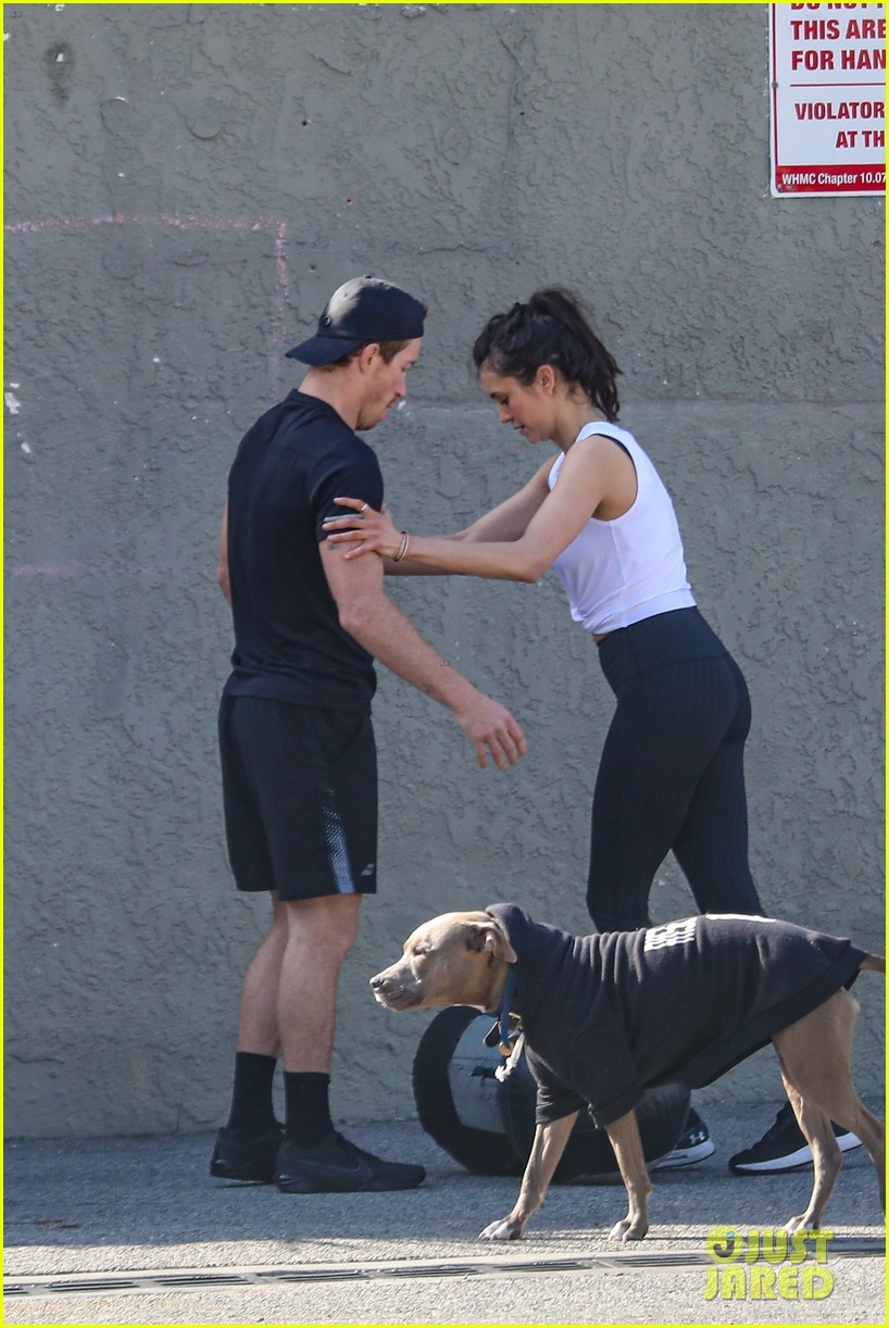 nina dobrev shaun white outdoor gym session 04