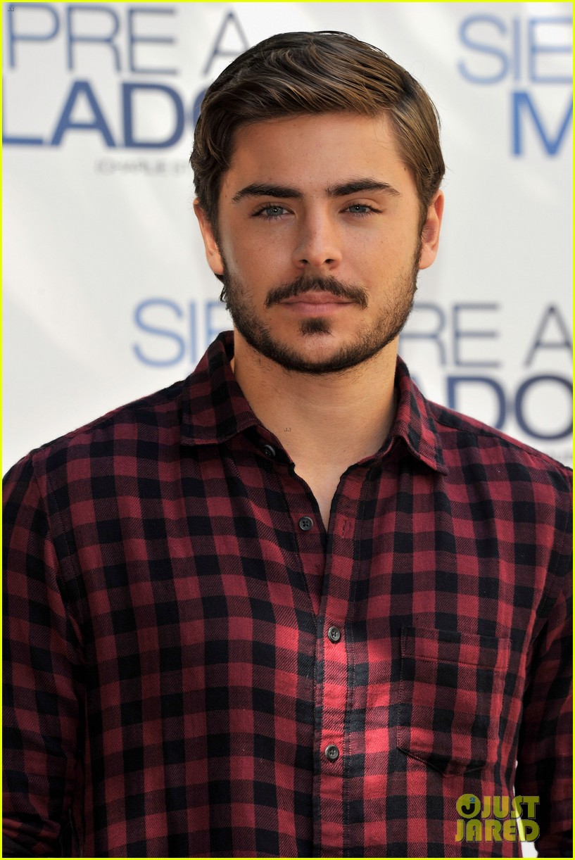 check out zac efrons hollywood transformation over the years 31