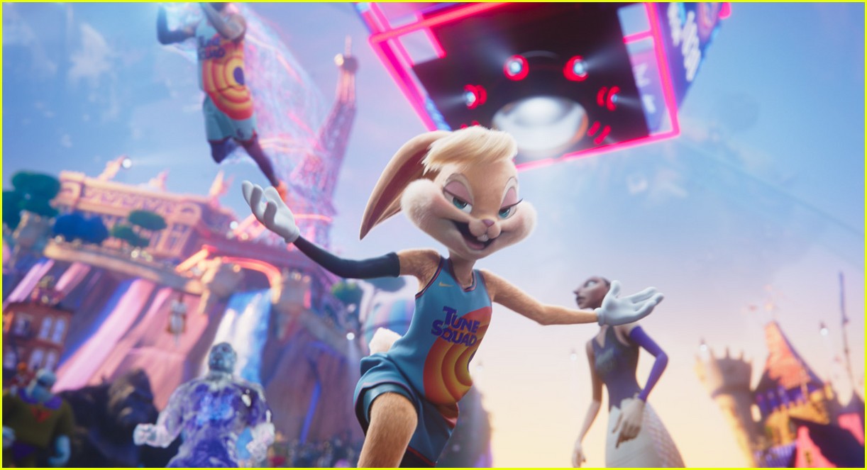 zendaya as lola bunny in space jam 01