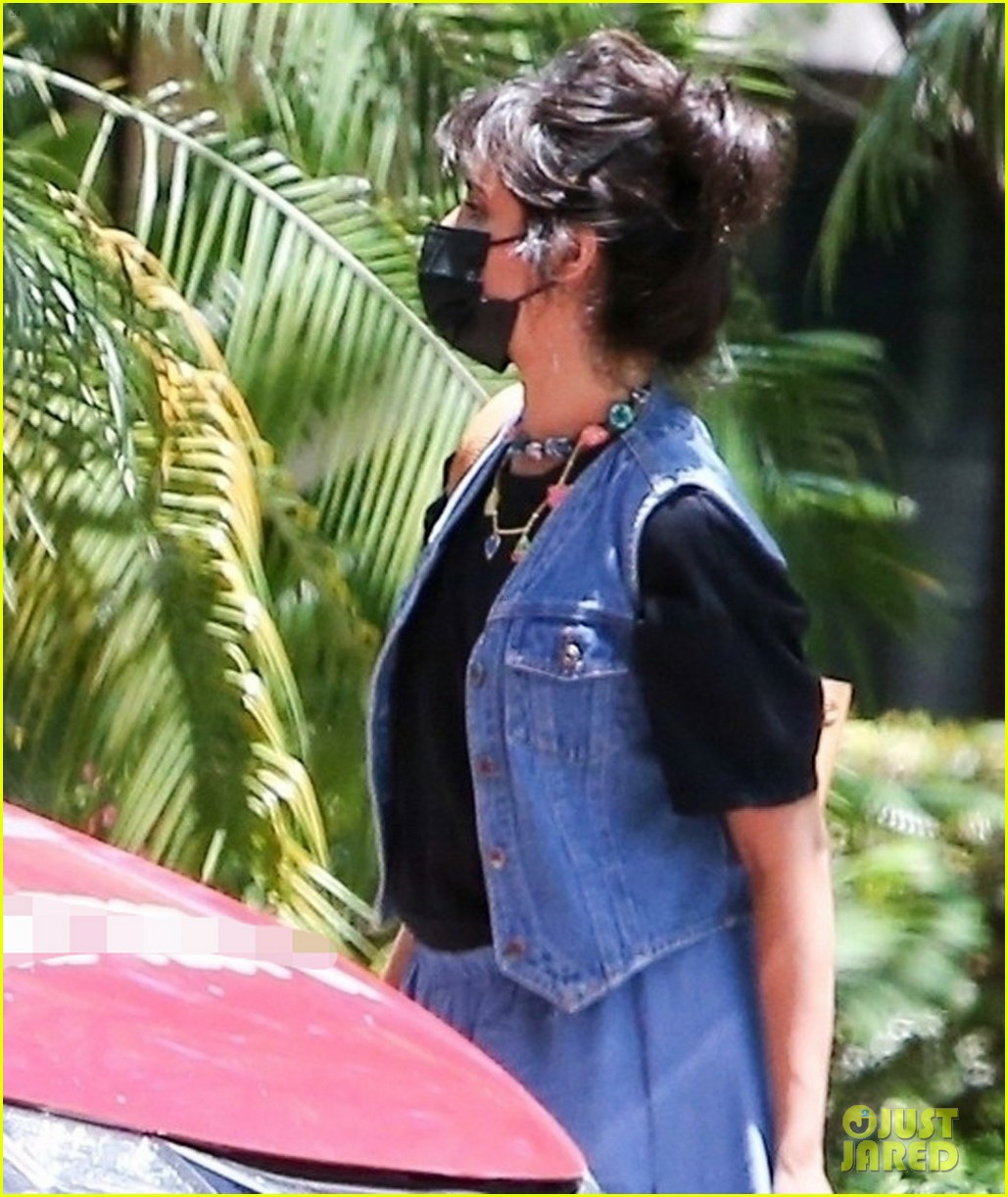 Camila Cabello Spotted Taking A Driving Lesson In Miami Photo 1310783 Photo Gallery Just 8129