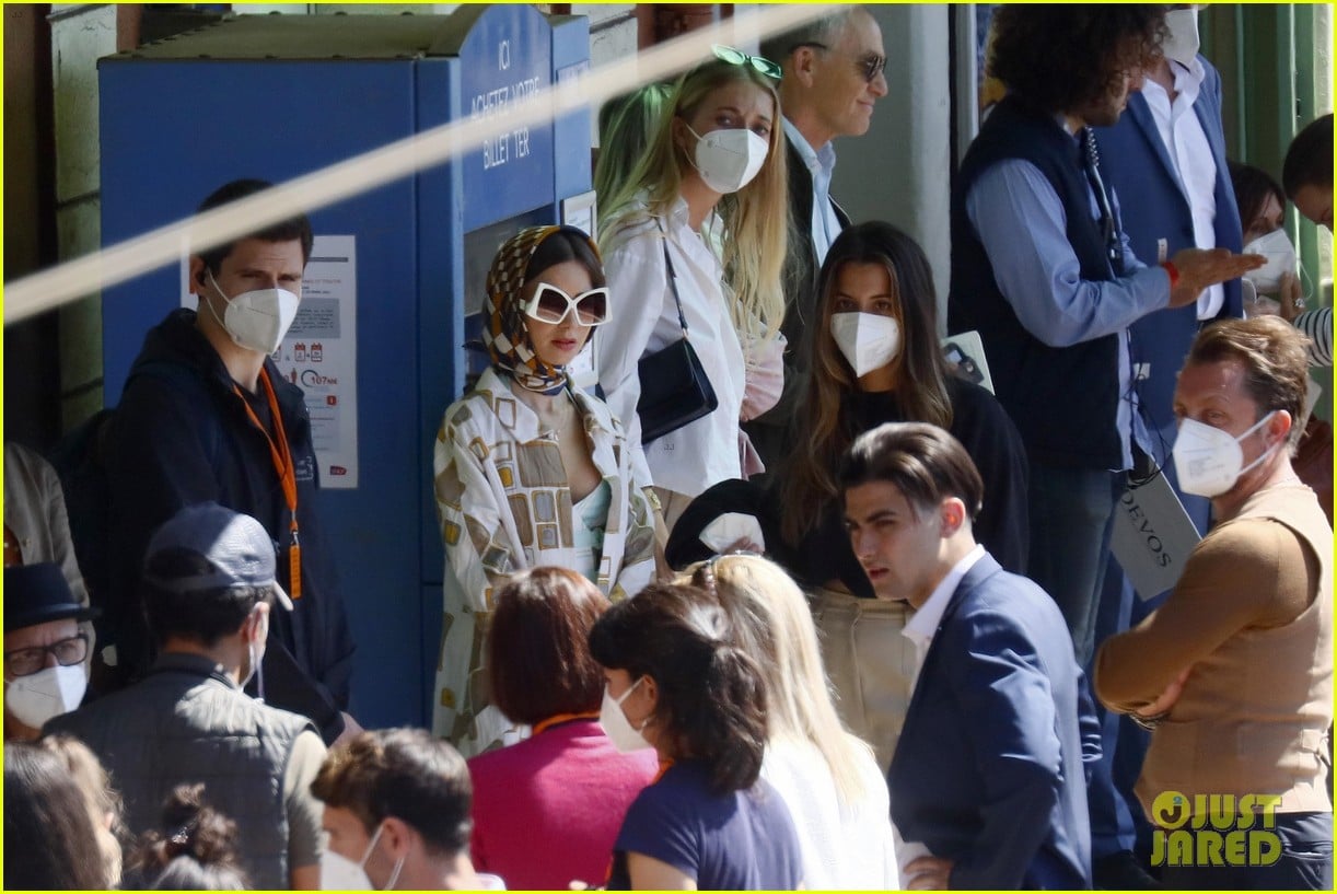 lily collins shooting emily in paris season two 19
