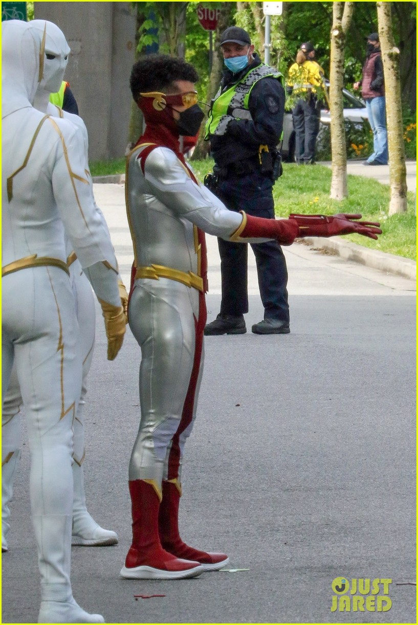 first look photos of jordan fisher as impulse on the flash 11