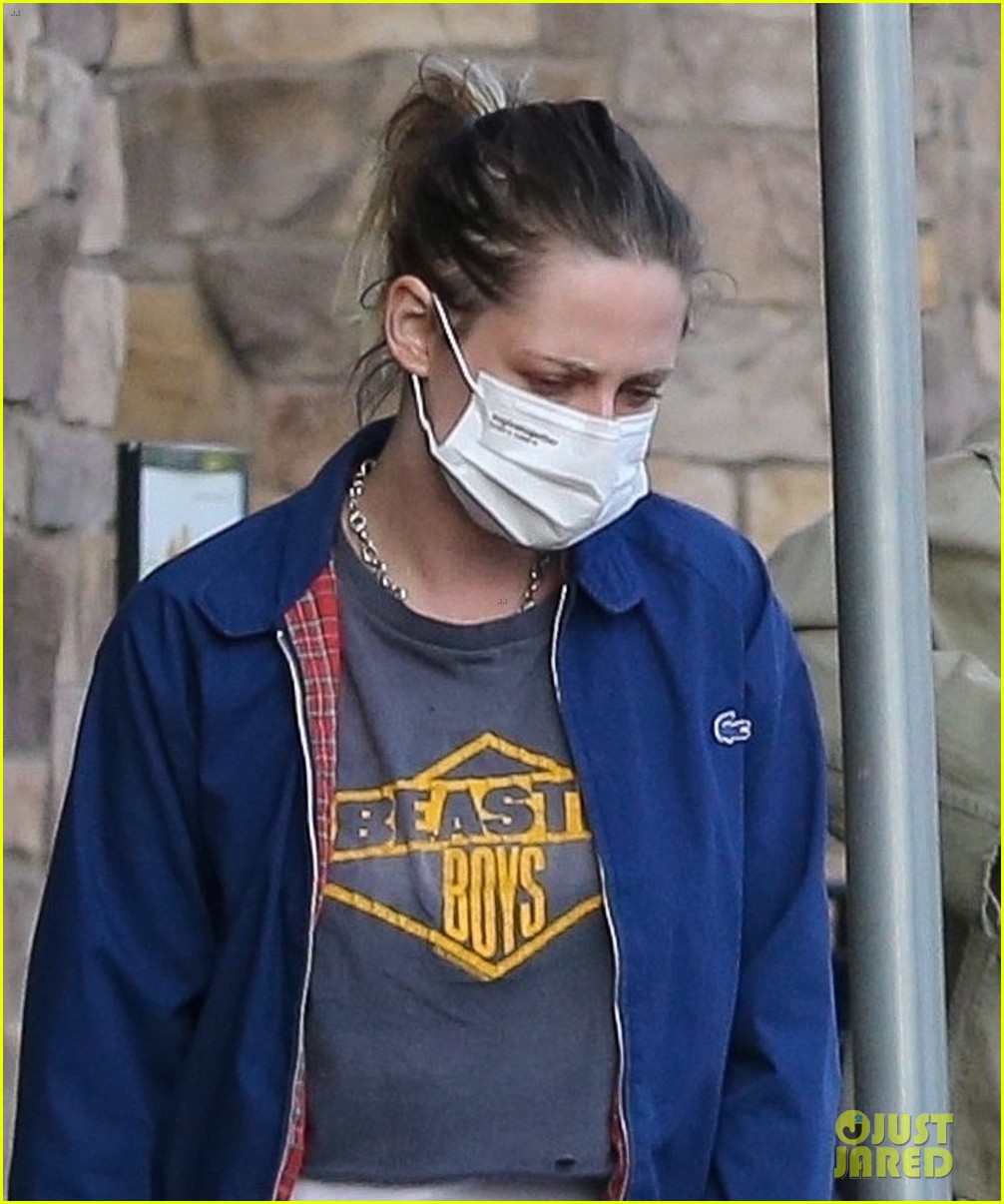 kristen stewart out with dylan meyer 05