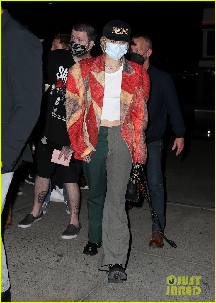 miley cyrus returns from snl rehearsals 03