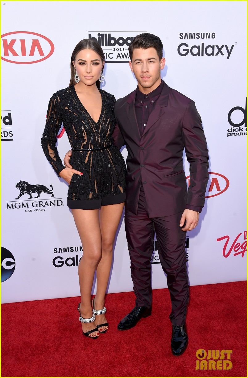nick jonas past bbmas fashion 01