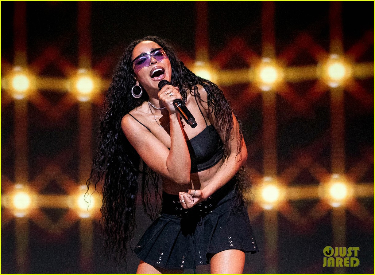 nick jonas headlined shein together fest over the weekend 09