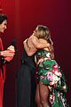 outer banks couple share a kiss at mtv awards 15