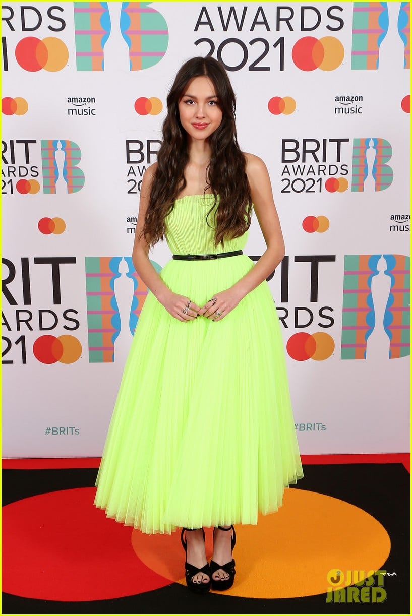 Olivia Rodrigo Attends Brit Awards For First Time Performs Drivers License Photo 1311521 6048