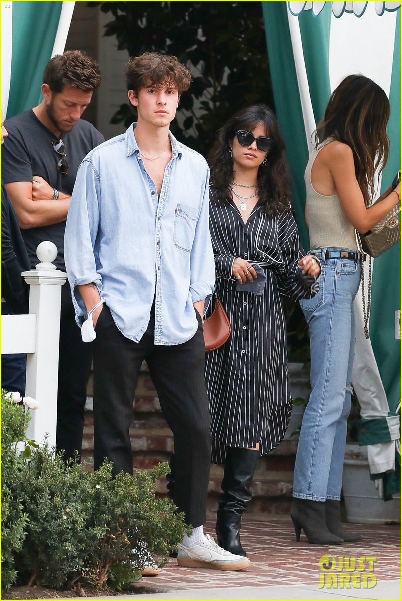 Shawn Mendes & Camila Cabello Hug It Out In Cute New Photos | Photo ...
