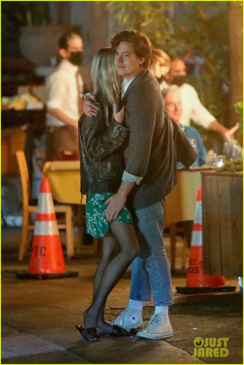 cole sprouse ari fournier pack on pda dinner date 25