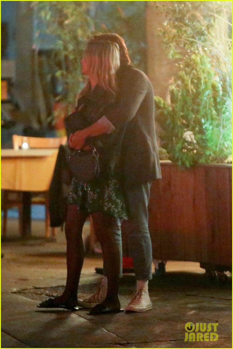 cole sprouse ari fournier pack on pda dinner date 30